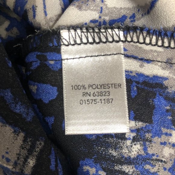 CHRISTOPHER & BANKS BLUE BLACK LONG SLEEVE ABSTRACT BLOUSE  SIZE MEDIUM PETITE - Picture 9 of 13